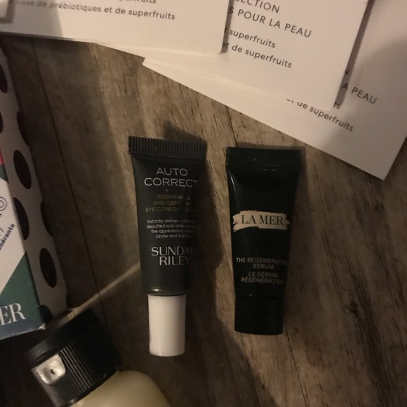 Makeup cache - Picture 2 of 12